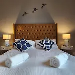 Amazing Amazing Location Μπρίστολ